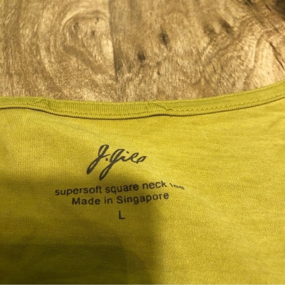 JJill Top Shirt Women Large Green Chartreuse Supersoft Square Neck 3/4 Sleeve